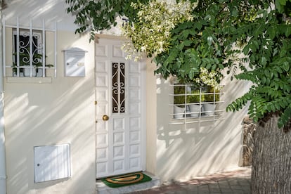 Puerta de entrada a una vivienda.