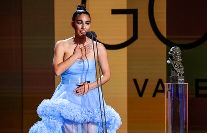 La cantaora María José Llergo recibe el Goya a Mejor Canción Original por su trabajo en 'Mediterráneo'.