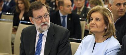 Mariano Rajoy y Fátima Báñez.