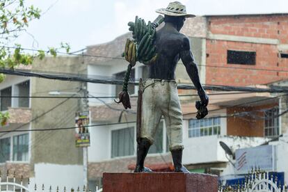 María la Baja es una de las localidades de Montes de María, en el departamento de Bolívar. Se trata de una de las zonas más castigadas por el recrudecimiento del conflicto armado de Colombia entre finales de los noventa y principios de este siglo.
