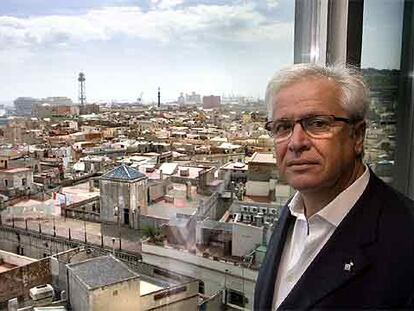 Joan Clos, alcalde de Barcelona y futuro ministro de Industria, durante la entrevista.