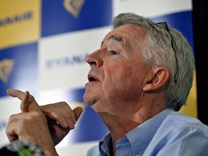 Michael O'Leary, en una conferencia de prensa en Bruselas.