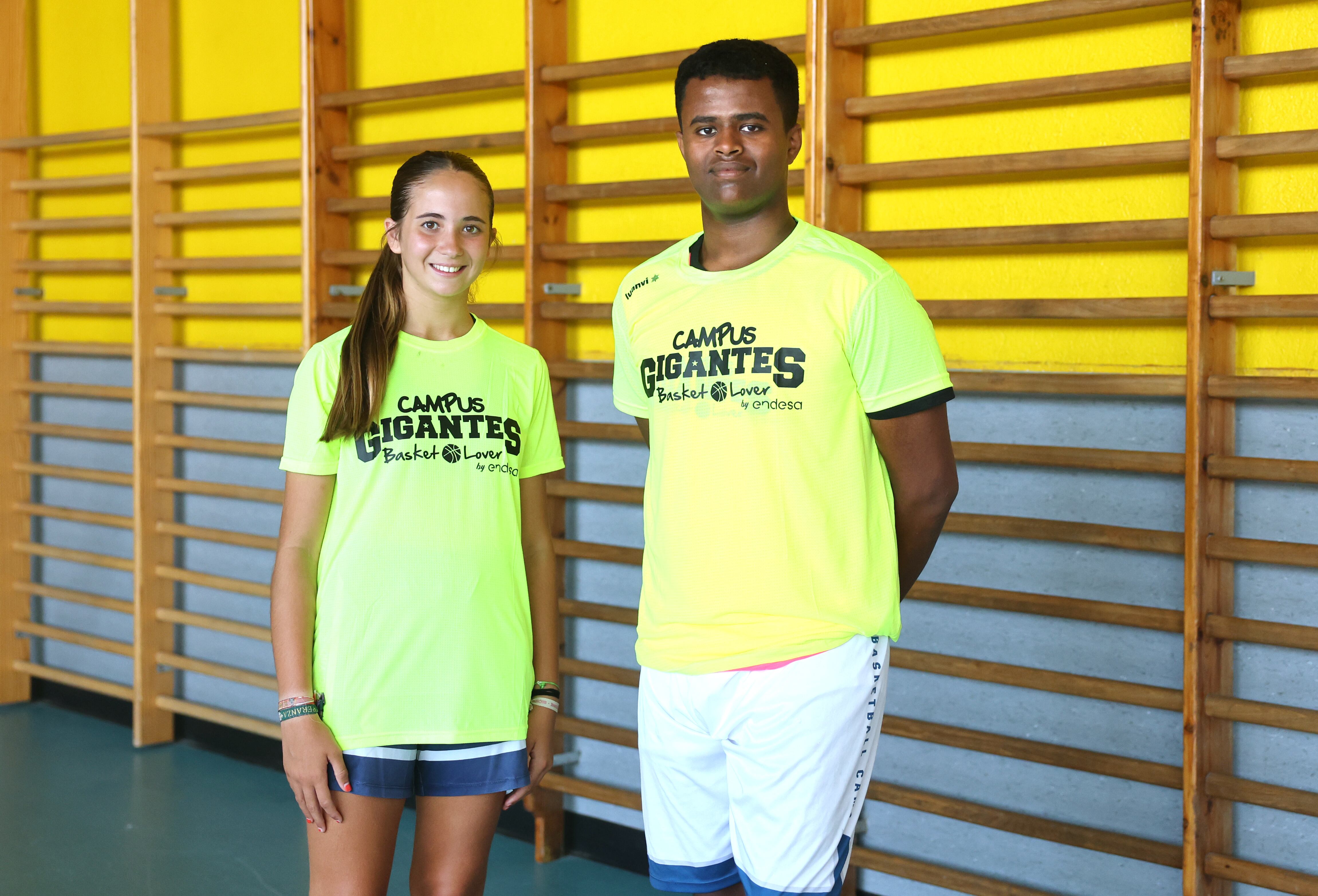 Marta Garrido y Akalu Pardo, alumnos del colegio Maristas San José del Parque, participaron en la edición de este verano.