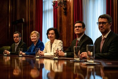 Luis Felipe Céspedes, Stephany Griffith-Jones, Rosanna Costa, Alberto Naudón y Claudio Soto, integrantes del Consejo.