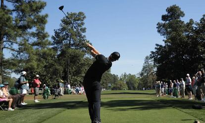 Jugador de golf en el Masters de Augusta (EE UU)