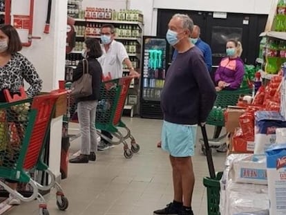 A foto do presidente português no supermercado que surpreende mais o resto do mundo que Portugal 