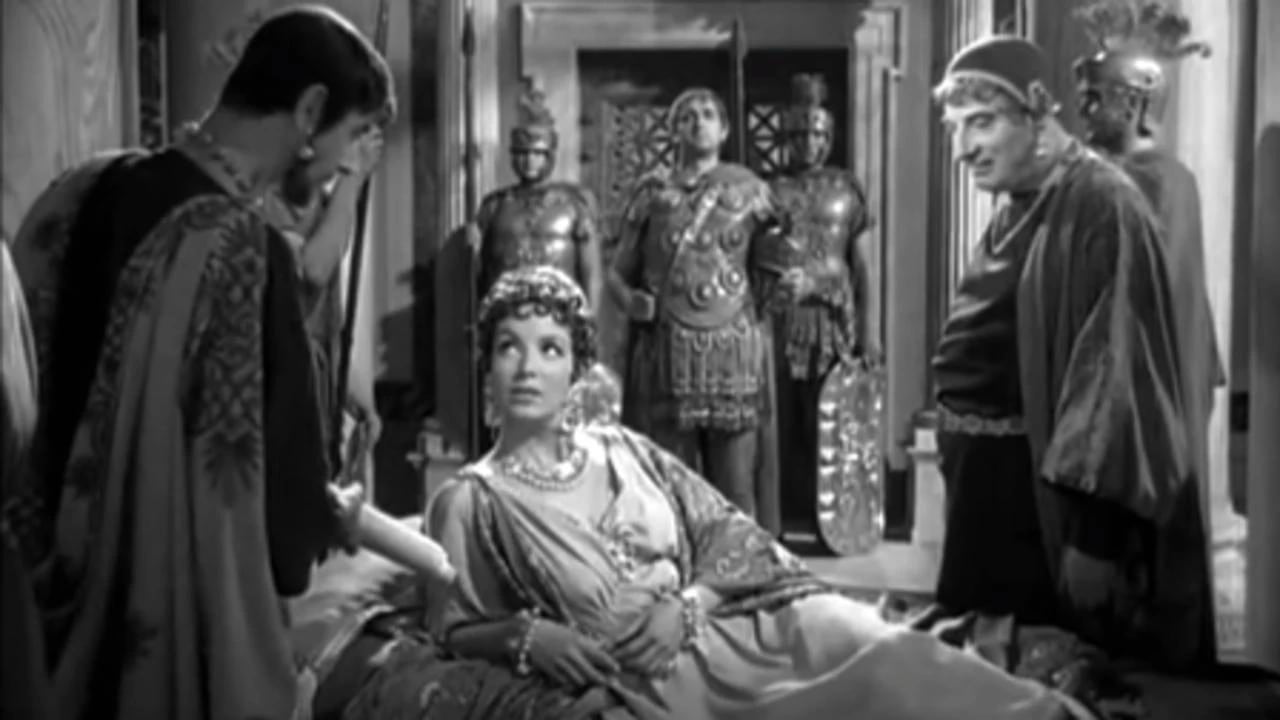 María Félix como Mesalina en un filme sobre la emperatriz.
