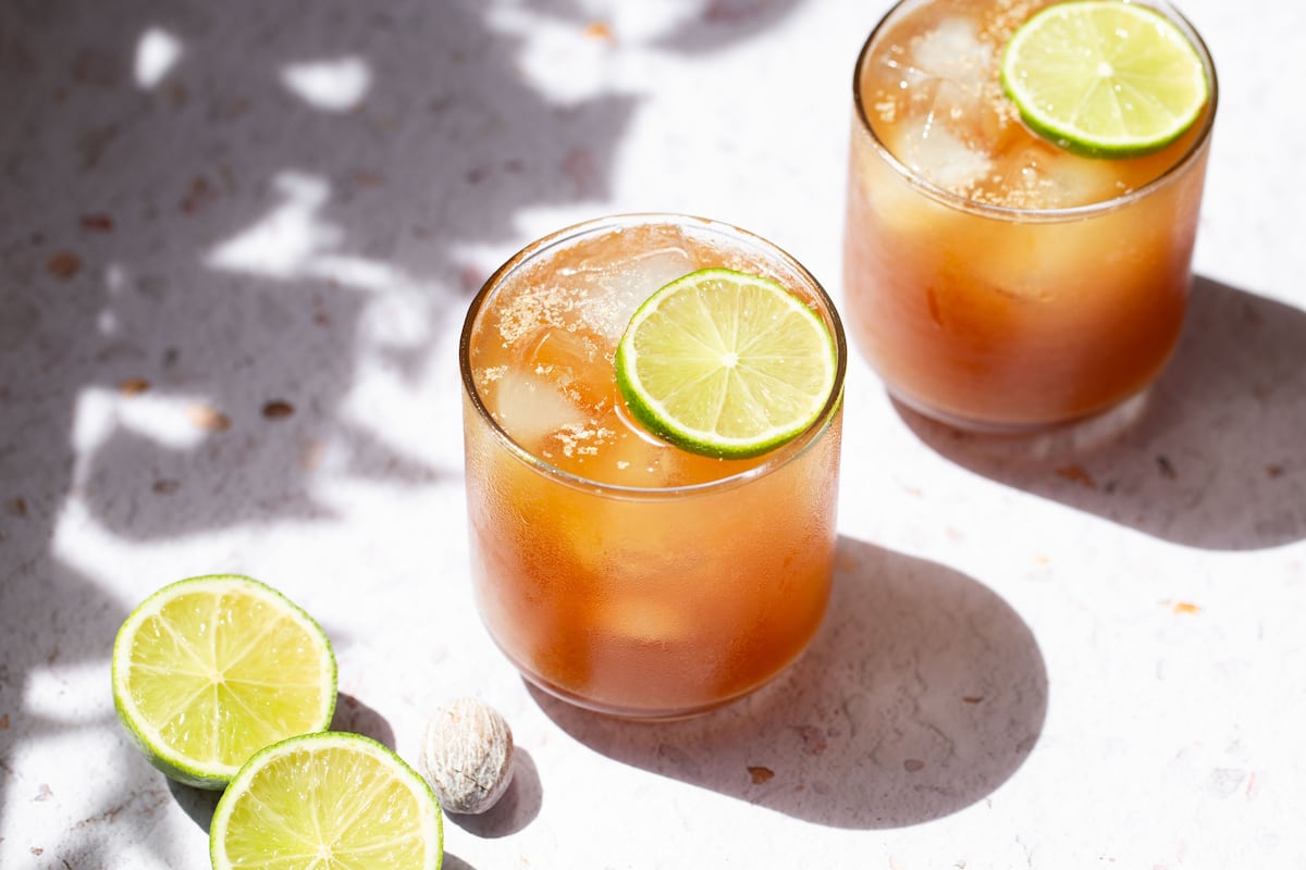 ‘Rum punch’: el refrescante cóctel insignia de Barbados
