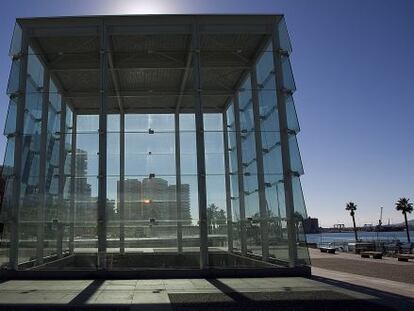 O Cubo no porto de Málaga.