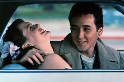 "Se ha ido. Y me ha dado un boli. Yo le entregué mi corazón y ella me ha dado un boli".

	(John Cusack lidiando con el amor adolescente en Un gran amor, Cameron Crowe, 1989)