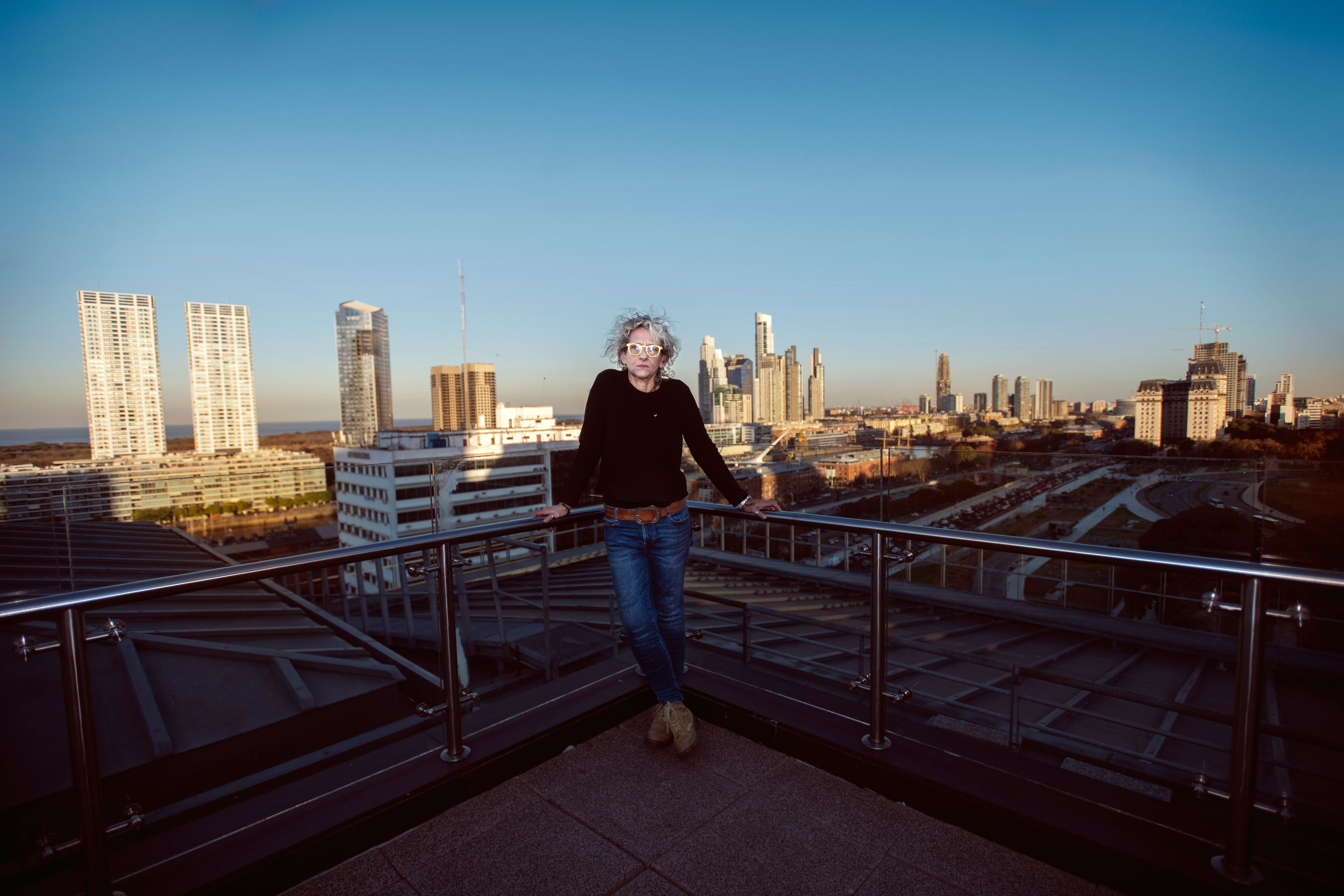 Valeria Ambrosio, directora del Centro Cultural Kirchner, en la azotea del edificio.