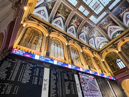 Interior de la sede de la Bolsa de Madrid.