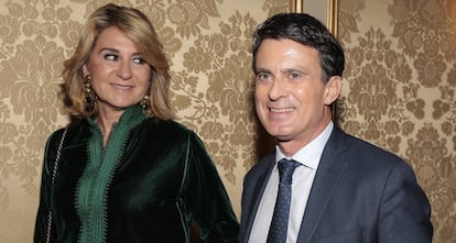 Susana Gallardo y Manuel Valls, el 6 de enero en los premios Nadal, en Barcelona.