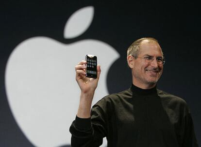Steve Jobs, uno de los grandes genios. El fundador de Apple sólo sabe revolucionar el mercado: Macintosh, iPod y iPhone
¿necesita más presentación?