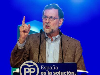 El presidente del Gobierno, Mariano Rajoy, participa en su primer acto de campa&ntilde;a electoral en Catalu&ntilde;a, en Lleida.