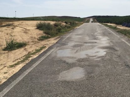 Las carreteras españolas pasan del aprobado justo al deficiente