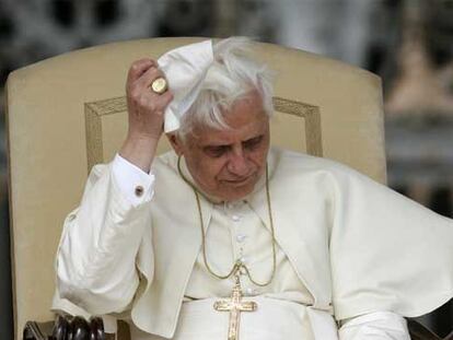 El papa Benedicto XVI, durante su audiencia pública semanal en el Vaticano.