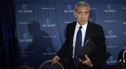 George Clooney, en septiembre de 2016 durante la lectura de un informe de su ONG The Sentry sobre la situaci&oacute;n en el sur de Sud&aacute;n