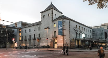 Sede del Centre d'Arts Santa Mònica de Barcelona.