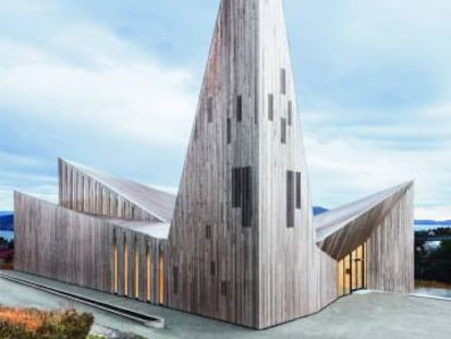 Iglesia de Knarvik (Noruega).