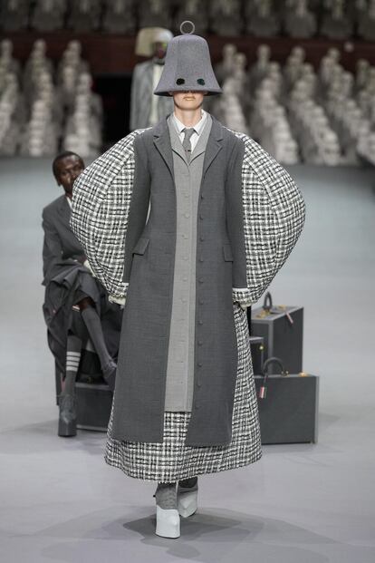 smag-thom-browne-hc-f23-038