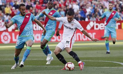 Sarabia dispara ante Gálvez. 