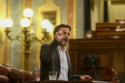 El presidente del grupo de Unidas Podemos en el Congreso, Jaume Asens, interviene durante una sesión plenaria en el Congreso de los Diputados, el pasado 15 de diciembre.