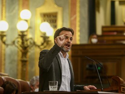 El presidente del grupo de Unidas Podemos en el Congreso, Jaume Asens, interviene durante una sesión plenaria en el Congreso de los Diputados, el pasado 15 de diciembre.