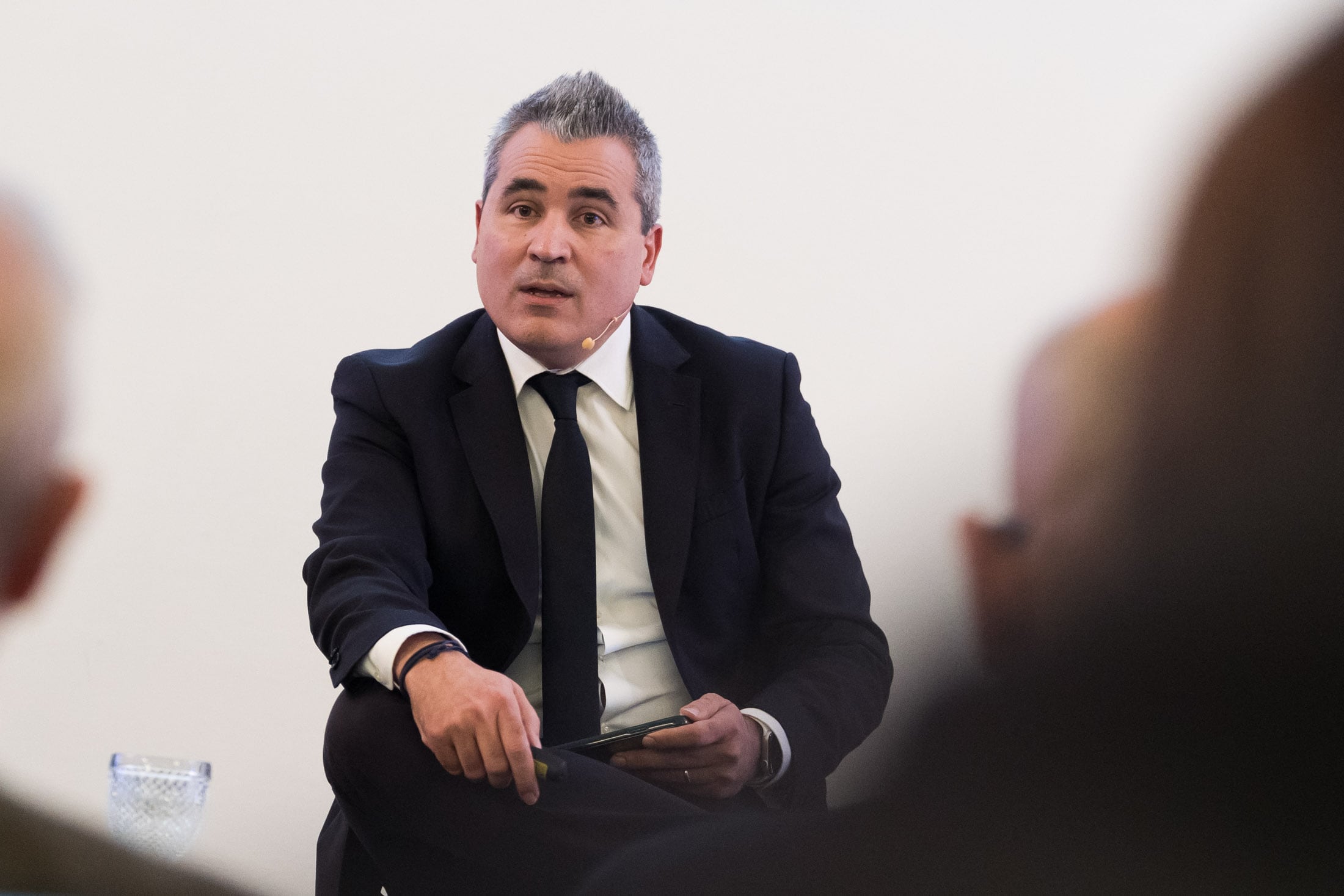 Renault da marcha atrás y reintegrará su división de coches eléctricos: los sindicatos franceses temen por sus 12.000 trabajadores