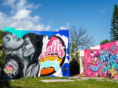 Wynwood Walls es el punto de partida recurrente para nutrirse de arte urbano y, posteriormente, visitar las galerías consagradas de Miami.