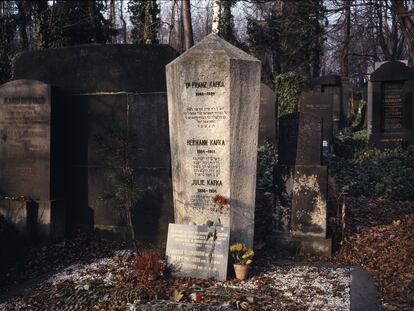 Franz Kafka’s grave in the Prague cemetery.