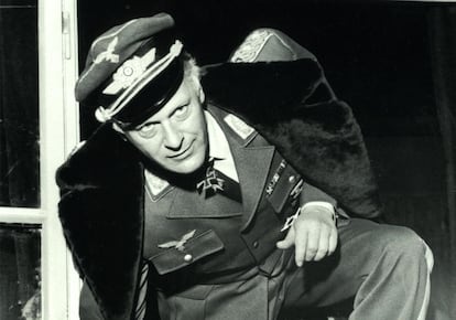 Curd Jürgens en 'El general del diablo', filme basado en la vida de Ernst Udet.