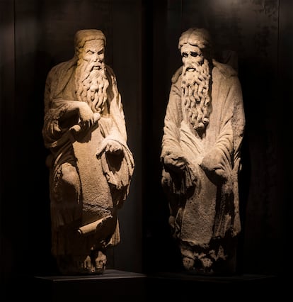 04/12/2017 Esculturas de Abraham e Isaac, expuestas en el pazo de Xelmírez de la Catedral de Santiago de Compostela, en la exposición "Descubriendo al maestre Mateo", autor de la dos piezas propiedad de la familia Franco y que reclama el Ayuntamiento de Santiago por apropiación indebida durante la dictadura.
04/12/17