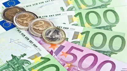 Un juez anula, en un mismo fallo, 16 micropréstamos engañosos: la contratante recibirá 5.000 euros por intereses abusivos