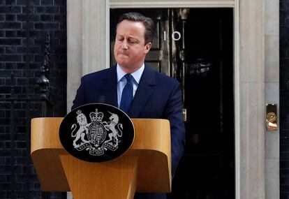 El Primer Ministro británico, David Cameron, anuncia su dimisión tras los resultados del 'Brexit'.