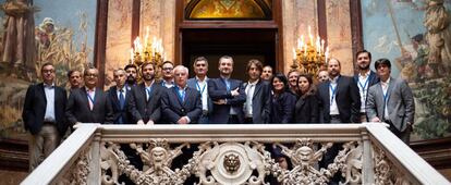 Rodrigo García de la Cruz (en el centro), presidente de la Asociación Española de Fintech e Insurtech (AEFI), con sus homólogos de la veintena de países reunidos en la Alianza Fintech Iberoamericana.