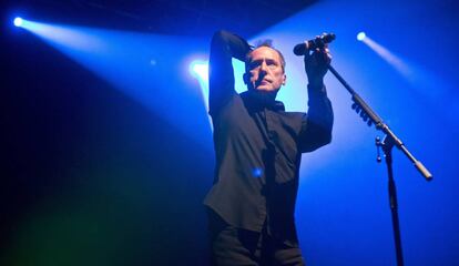 Andy McCluskey, en el concierto de Barcelona.