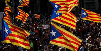 Esteladas durante una de las manifestaciones proindependencia.