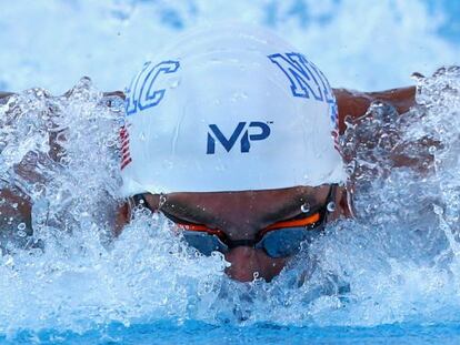 Michael Phelps durante los 100 mariposa en los Campeonatos Nacionales de Estados Unidos, en San Antonio. 