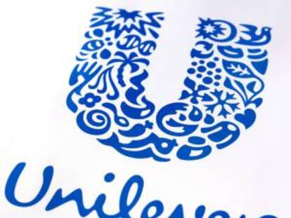 La multinacional anglo-holandesa de bienes de consumo Unilever elevó en un 11 % su beneficio neto atribuido en 2013, hasta los 4.842 millones de euros, gracias al aumento de sus ventas en los mercados emergentes, informó a la Bolsa de Valores de Londres. EFE/Archivo