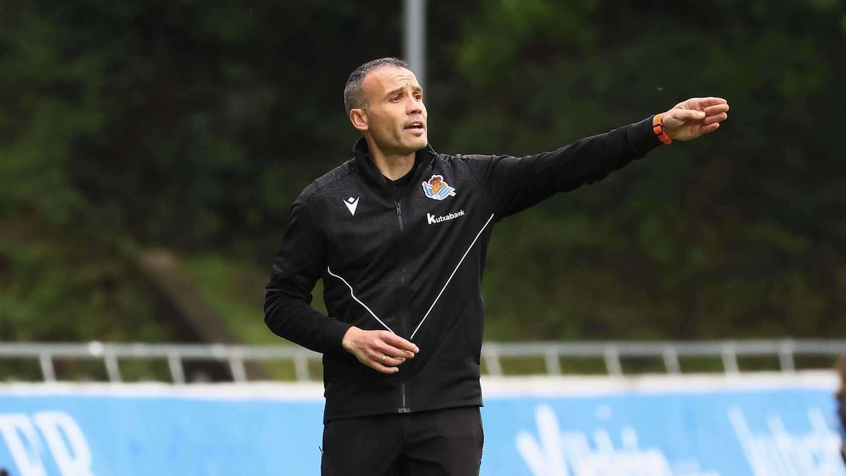La Real Sociedad mira en su fábrica y asciende a Sergio Francisco