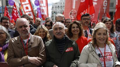 Dvd 2011 (01-05-24). Manifestación del 1 de Mayo por el centro de Madrid. 