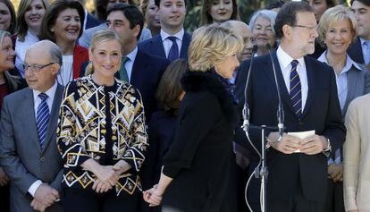 Rajoy, a la derecha, en la presentación de la lista por Madrid, este jueves.