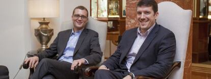 Dominik Meier, director general de Richmark, junto con su adjunto, Greg Moody.