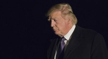 El presidente estadounidense Donald Trump a su llegada a la Casa Blanca este domingo.