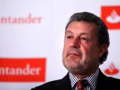El presidente ejecutivo de la filial del Banco Santander en México, Marcos Martínez, participa hoy, martes 19 de febrero de 2013, en una rueda de prensa donde fue presentado el resultado operacional de la filial en el cuarto trimestre de 2012, en Ciudad de México (México).