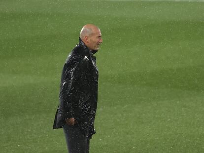 Zidane, durante el clásico en el Di Stéfano.