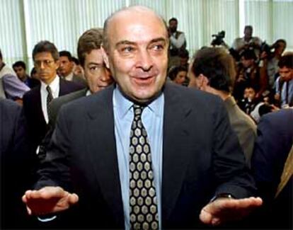 El ministro argentino de Economía, Domingo Cavallo, tras una rueda de prensa ofrecida el viernes en Brasilia.