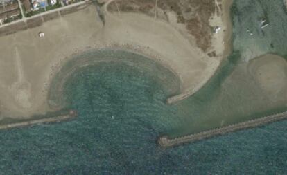 La playa de Les Gavines, en Cubelles (Barcelona).