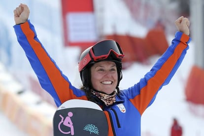 Astrid Fina celebra el bronce en Pyeongchang.